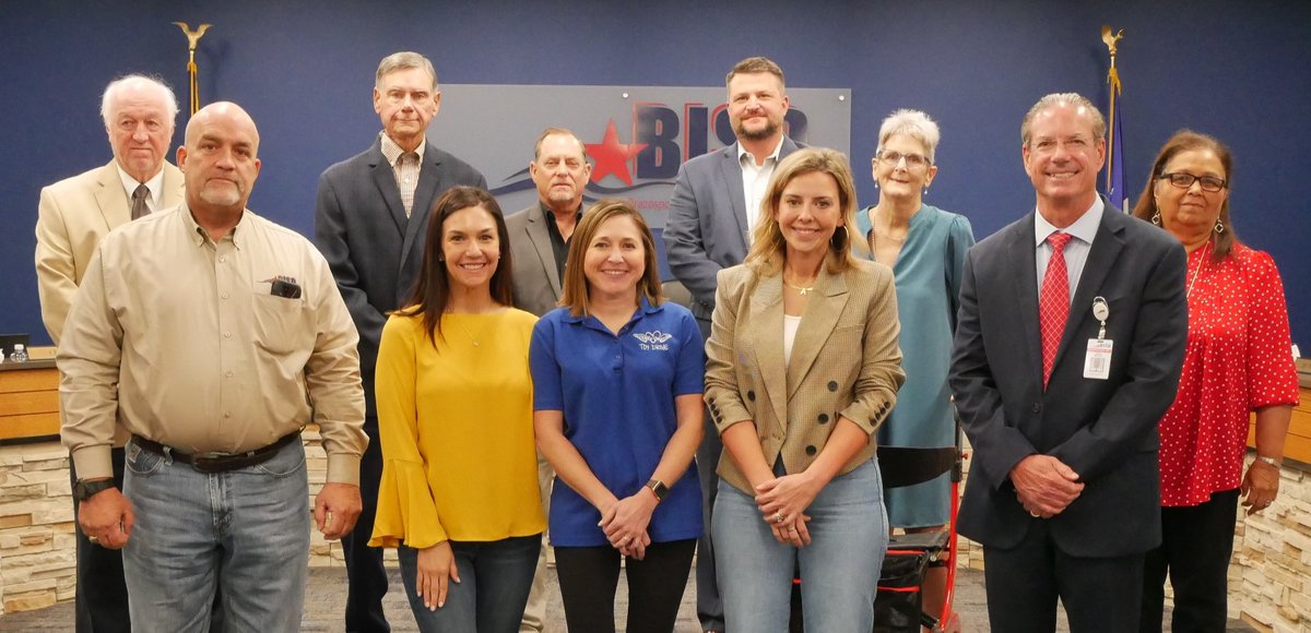 In May, the Board gave a special BISD Extra Mile Award  to the Natalie Woolsey Toy Drive. Thank you for going the 'extra mile' for students with the sponsored end of the year book fair that included a free book donation totalling over 5,000 books! #BISDpride #BISDfamily