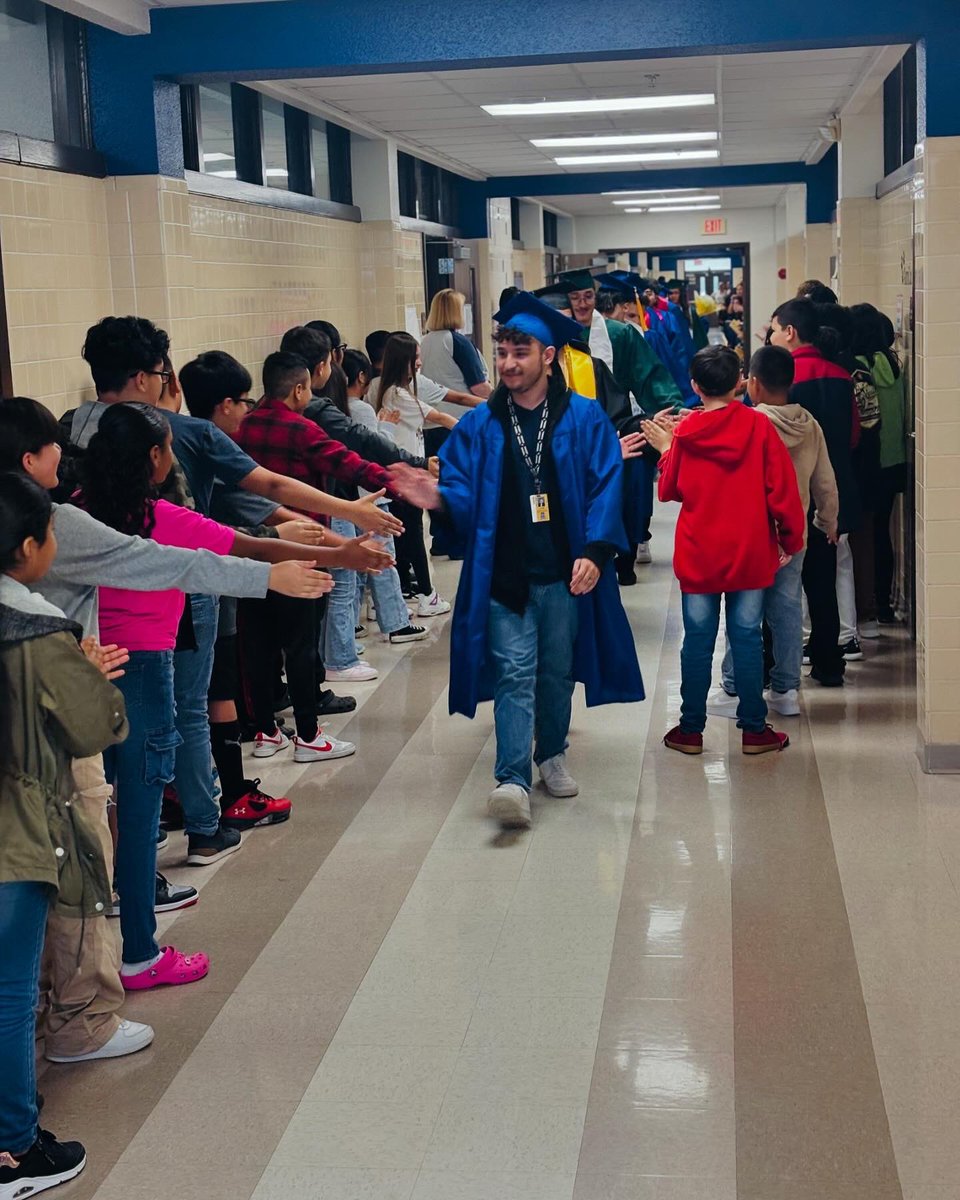 Centerville ES tweet media