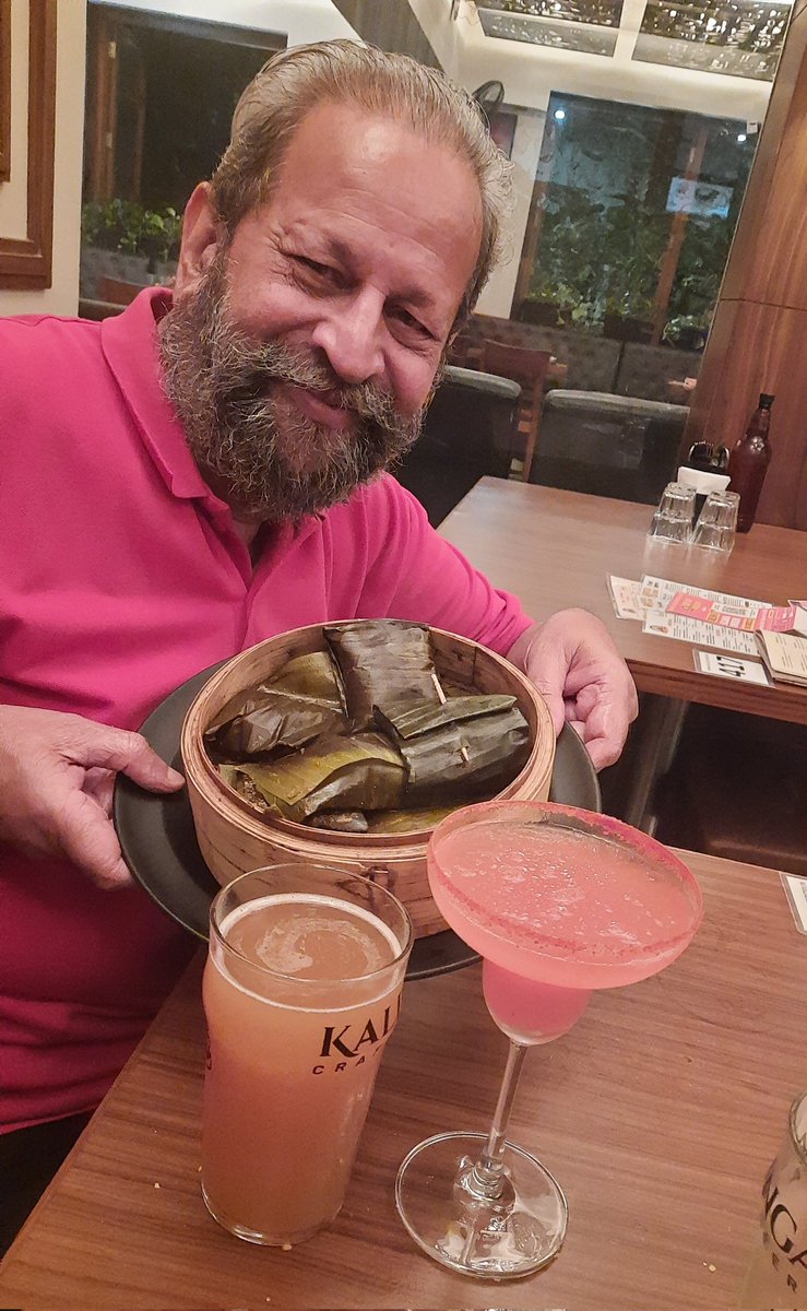 #food #smalleats #pune #babyloncraftbrewery #beer
Craft Beer (Indrayani Lager) + Cocktail + a 'Small Eat' of Sweet and Sour Steamed Fish in Banana Leaf - the fish delicacy was fabulous 👌 
The food at Babylon is Superb - as are the unique Craft Beers 🍻