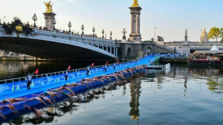 BFMTV's tweet image. JO 2024: la baignade d&apos;Anne Hidalgo dans la Seine prévue le 23 juin
l.bfmtv.com/TThG