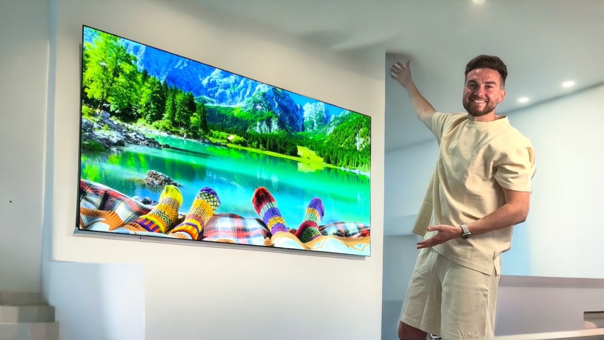 🔥 83” LG OLED Evo M3 4K TV

IT’S WIRELESS! 

Full video here:
youtu.be/0K0QF-1MkII?si…

Who wants one? 👀🤔

AD @LGElectronics