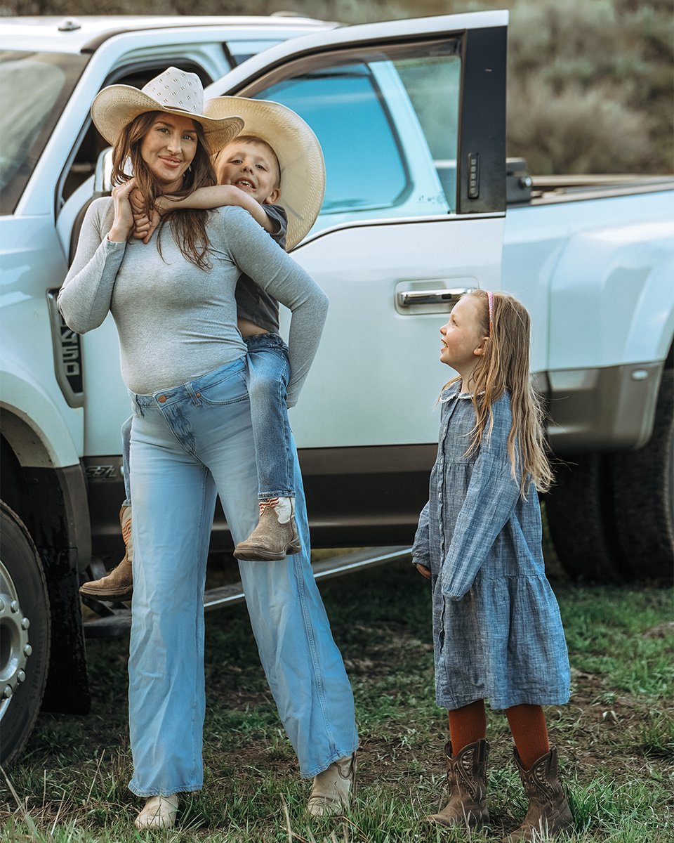 Ford Trucks tweet media