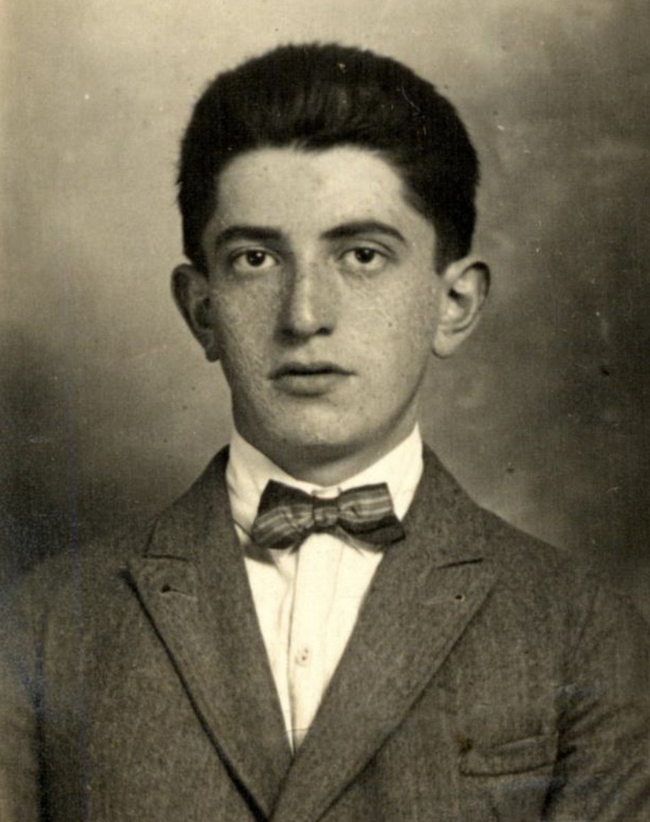22 maja 1905 | Urodził się polski Żyd Abraham Plewiński. Wyemigrował do Francji.

Do #Auschwitz został deportowany z #Drancy 11 września 1942. Nie przeżył.