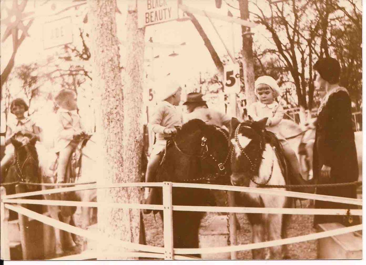 SAKiddiePark's tweet photo. Throwback to when Kiddie Park had live pony rides! This photo is from 1933! 🐴🐴🐴 https://t.co/uH1hsXl3WO