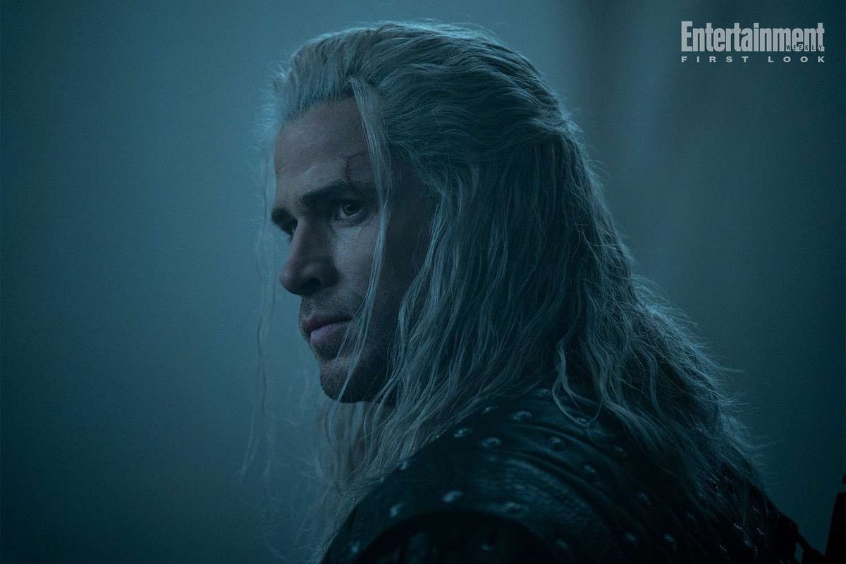 FIRST LOOK — Liam Hemsworth as Geralt in ‘THE WITCHER’ Season 4 (via: @EW)