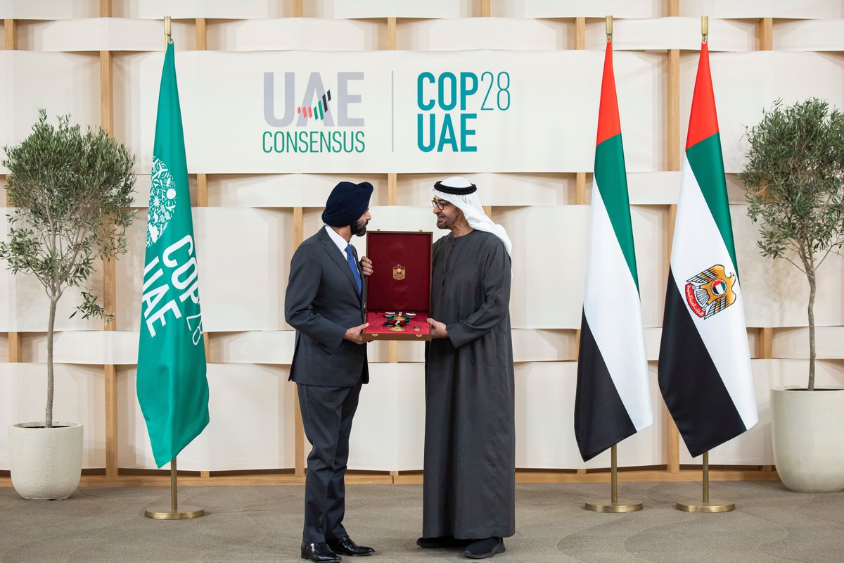 UAE President His Highness Sheikh Mohamed bin Zayed Al Nahyan, bestowed the First Class Order of Zayed II to global dignitaries for their collaborative efforts and key role at COP28, including the historic UAE Consensus. 

The recipients were:

Mark Carney, UN Special Envoy for