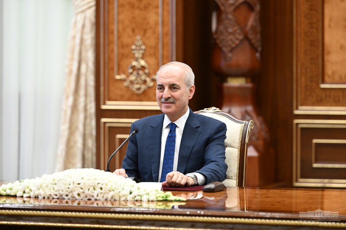 President Shavkat #Mirziyoyev received a delegation from the @TBMMresmi🇹🇷, headed by @NumanKurtulmus. 

The conversation centered on the enhancement of Uzbek-Turkish relations and the growth of bilateral trade. They highlighted the need to strengthen parliamentary connections and