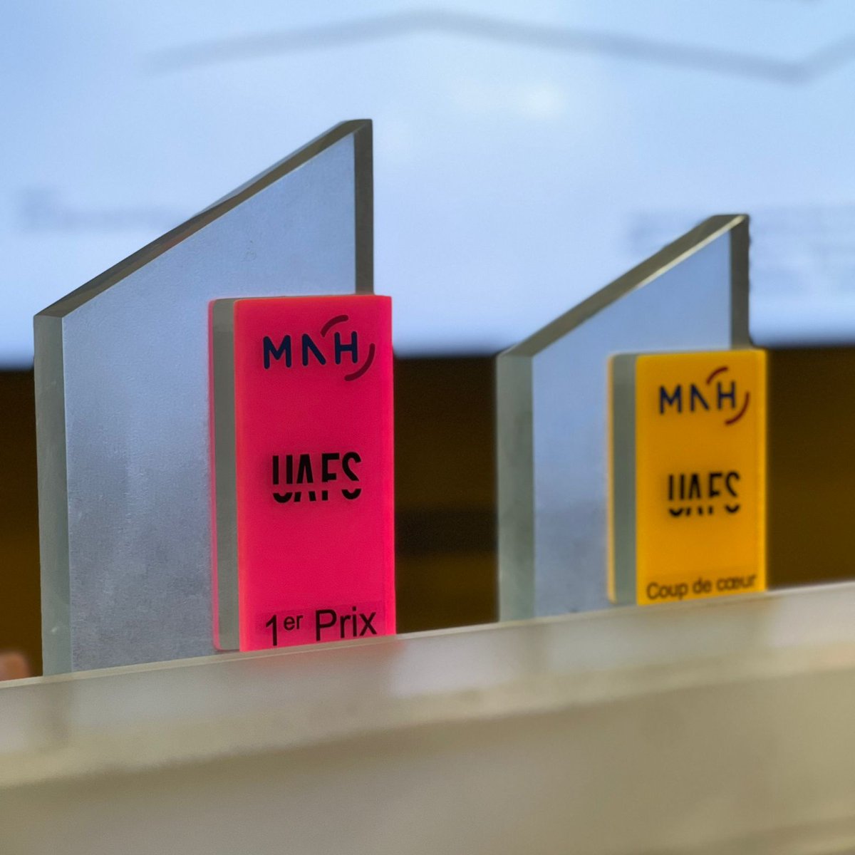 Mutuelle Nationale des Hospitaliers (@mnhmutuelle) on Twitter photo 🏆 Remise de Trophée "Qualité de vie et des conditions de travail & Architecture de santé" par la #MNH et l'<a href="/uafs_sante/">Union des Architectes Francophones pour la Santé</a>.
Médéric Monestier a remis le prix au <a href="/GH_Nord_Essonne/">Groupe Hospitalier Nord-Essonne</a> pour le projet de construction d'un hôpital. Bravo aussi au coup de cœur du jury @ch_d_arcachonest. 🙌 🏆 Remise de Trophée "Qualité de vie et des conditions de travail & Architecture de santé" par la #MNH et l'<a href="/uafs_sante/">Union des Architectes Francophones pour la Santé</a>.
Médéric Monestier a remis le prix au <a href="/GH_Nord_Essonne/">Groupe Hospitalier Nord-Essonne</a> pour le projet de construction d'un hôpital. Bravo aussi au coup de cœur du jury @ch_d_arcachonest. 🙌