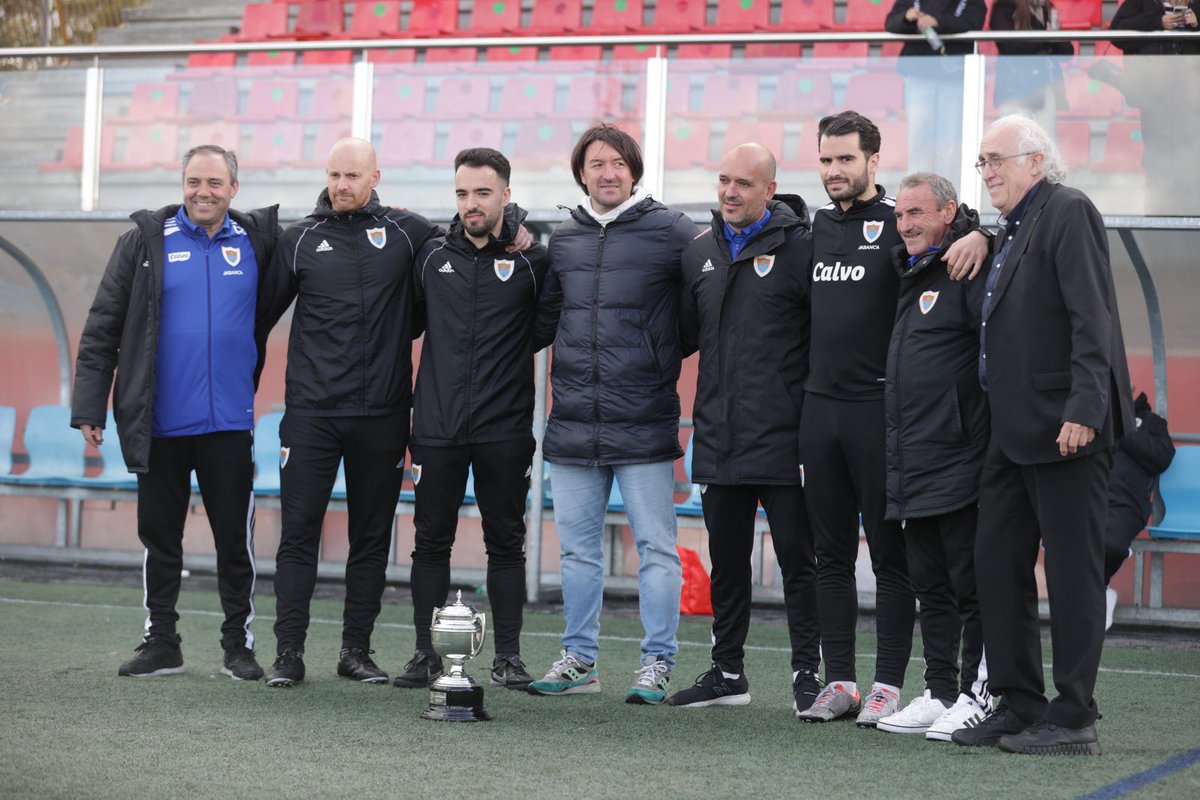 Orgulloso de haber formado parte de la familia Bergan y de haber sido su entrenador en la presente temporada. Les deseo lo mejor en su regreso a la 2RFEF.
Muchas gracias, suerte y Forza Bergan!!