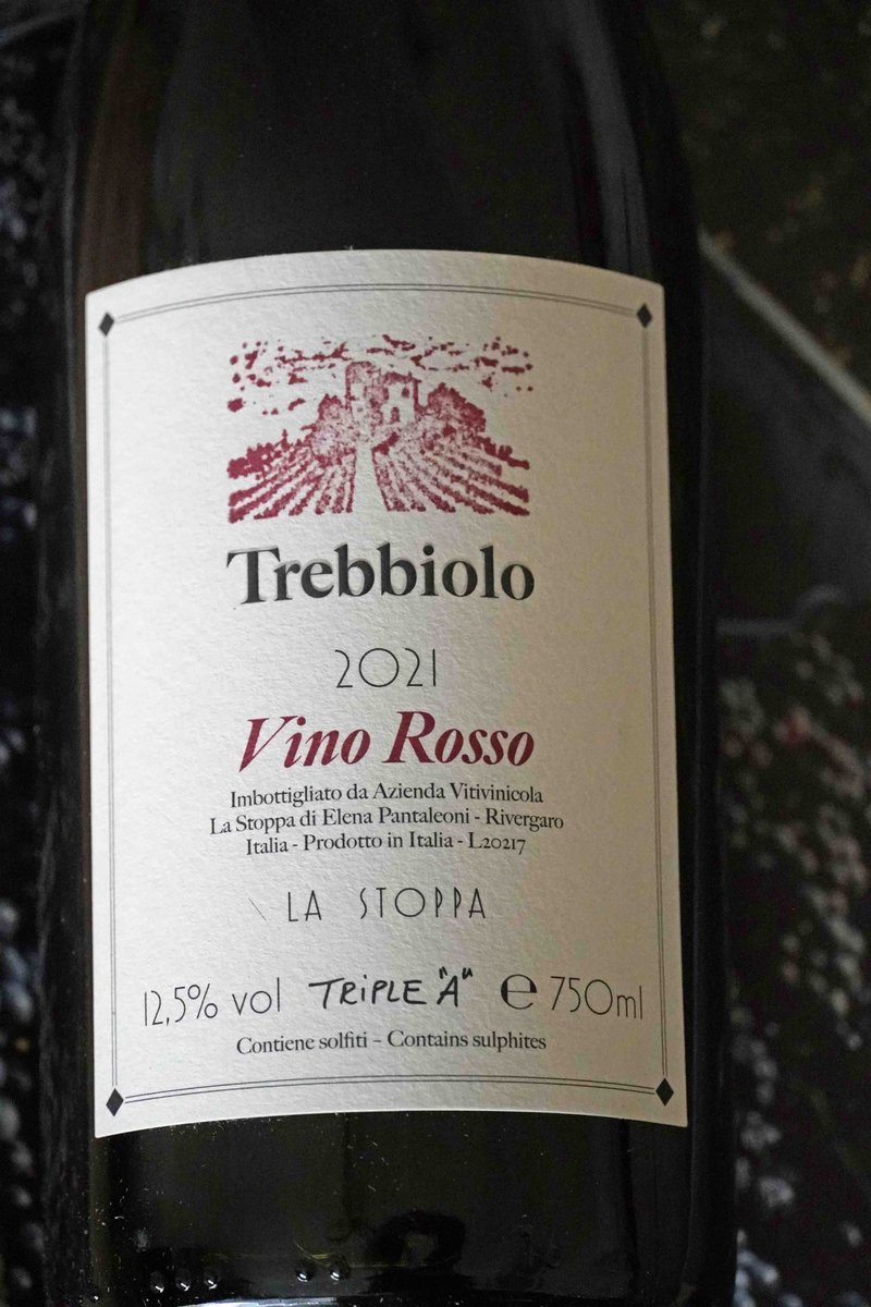 La Stoppa Trebbiolo. “Youthful and purple and vibrant. Cries out for a big plate of charcuterie.” @LeCaveau1 @64_Wine @colmmccan @GreenManWines1 @lecaveau2 @bradleys_offlic corkbilly.com/2024/05/la-sto…