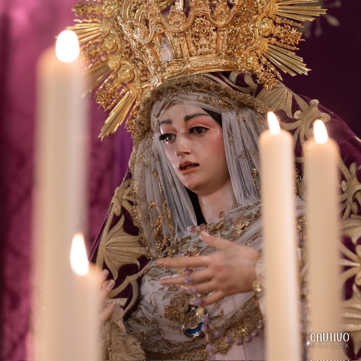 AGENDA HOY - Primer día del Solemne Triduo en honor a María Santísima de la Trinidad por el #DíadelaTrinidad. A las 20.00 horas en la parroquia de San Pablo. Tras la Eucaristía serán presentados a la Santísima Virgen los nuevos nacidos de la cofradía. 🌐👉🏼cautivotrinidad.com/cultos-en-hono…