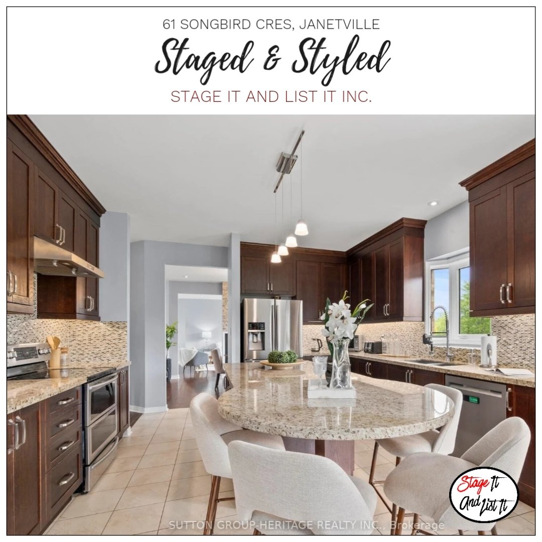 The kitchen is truly the heart of the home ❤️. Kitchen styling at 61 Songbird Cres, Kawartha Lakes currently #FORSALE. Contact listing agent @chrispyketeam @senzelsells for more details. Styled by @stageitandlistit.
.
.
#stageitandlistit #homestaging #stagingsells #staging