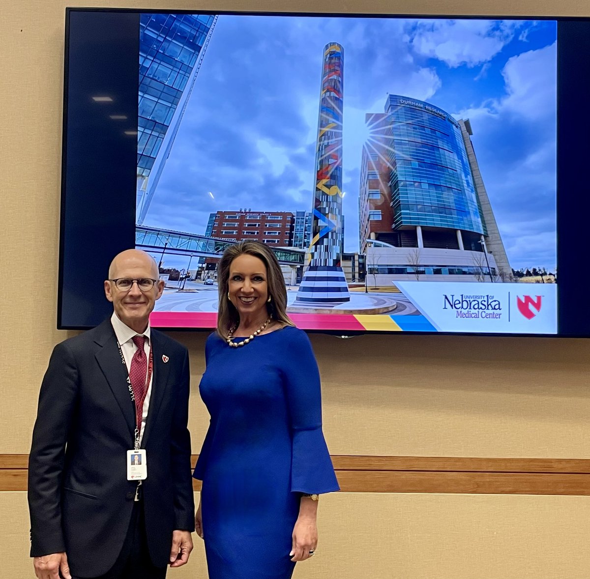 It was an honor to provide the Keynote Presentation for the College of Pharmacy Research Day at University of Nebraska Medical Center. Thank you Dean Olsen & the @UnmcCop team! I was impressed with the innovative research at UNMC — true leaders in pharmacy! #UNMCLabs #WarEagle