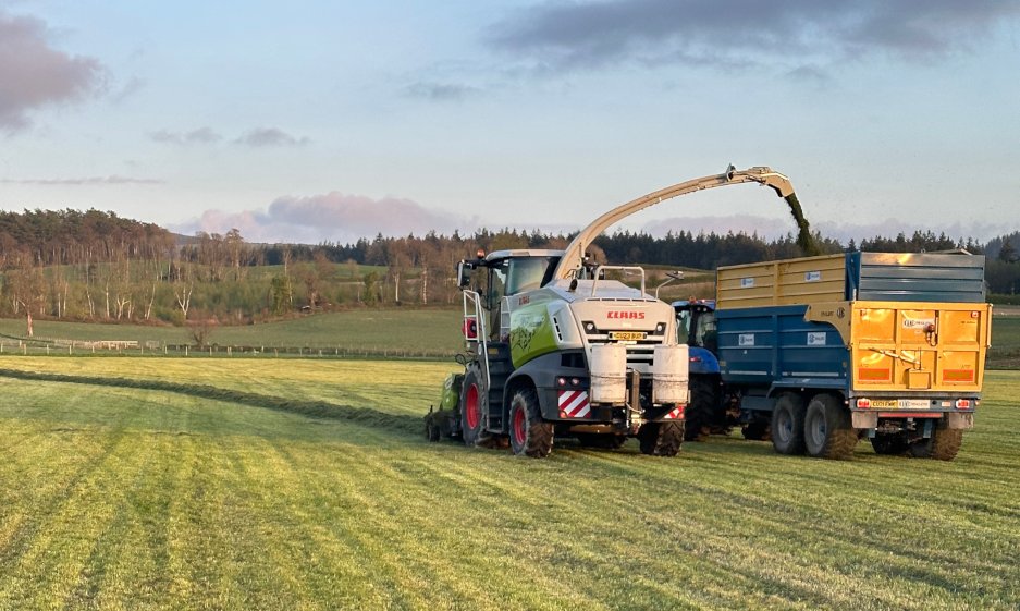 Big name agricultural debates will feature at the Royal Welsh Agricultural Society’s annual Sustainable Grass and Muck Event at Trawsgoed Farm next week. More: bit.ly/4av88Qm Tickets: rwas.wales/grasslandevent/