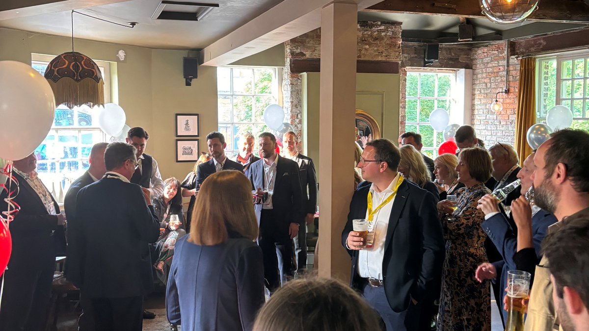 🪄Oh what a night! Our 'Magic of Place' drinks event was an absolute hit, and we put that down to the fantastic people that came along (oh and <a href="/Jasonreamagic/">Jason Rea</a> blowing everyone's socks off with his magical prowess!) 

Thanks to everyone that made it, it was great to see you 🩷