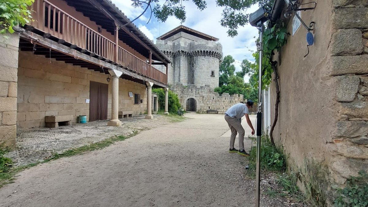 Con motivo de los 40 años del PRUEPA 🌿👨‍🌾📕, hoy hemos estado en Granadilla para grabar un pequeño documental sobre esta experiencia educativa para estudiantes de institutos de todo el país. Muy pronto, en nuestro canal de Youtube 😉 @Junta_Ex  @educaciongob @transportesgob