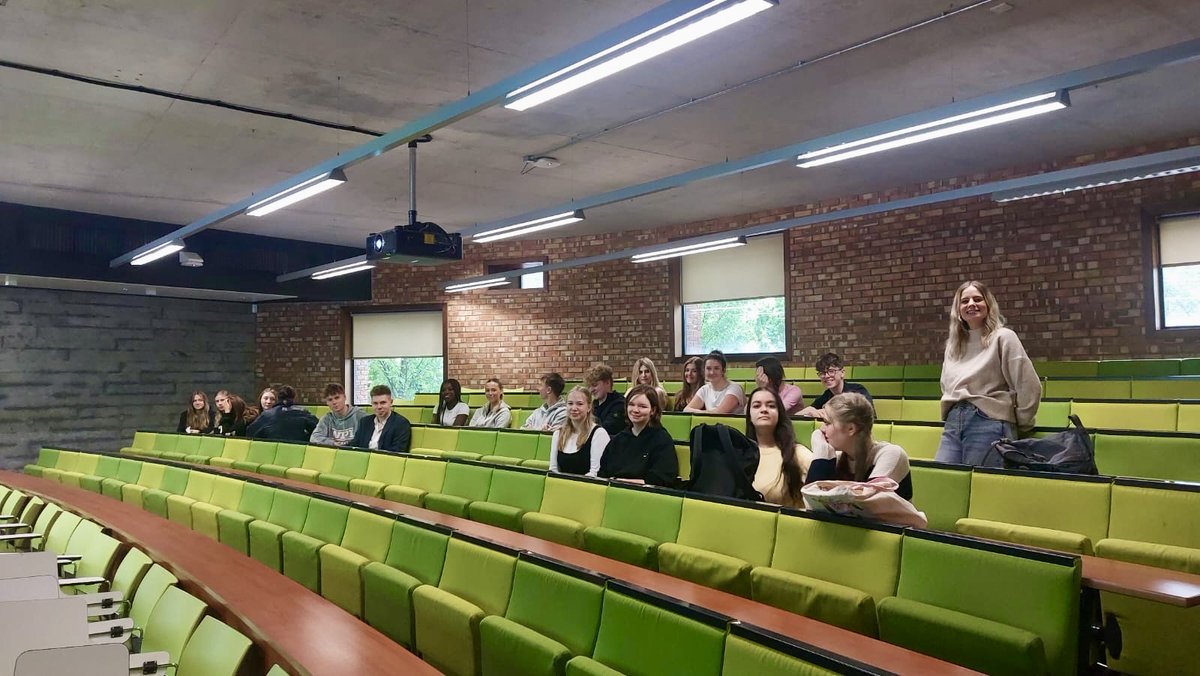 Harrogate Grammar School tweet media