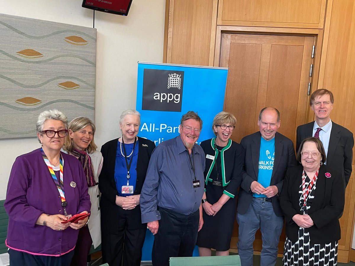 Yesterday’s APPG on #Parkinsons looked at the @moversand6 #ParkyCharter, with MPs and Peers bringing a mix of clinical and personal experience, insights from mailboxes and discussions on improving healthcare and benefits for people with Parkinson’s. Great chairing @BaronessGale!