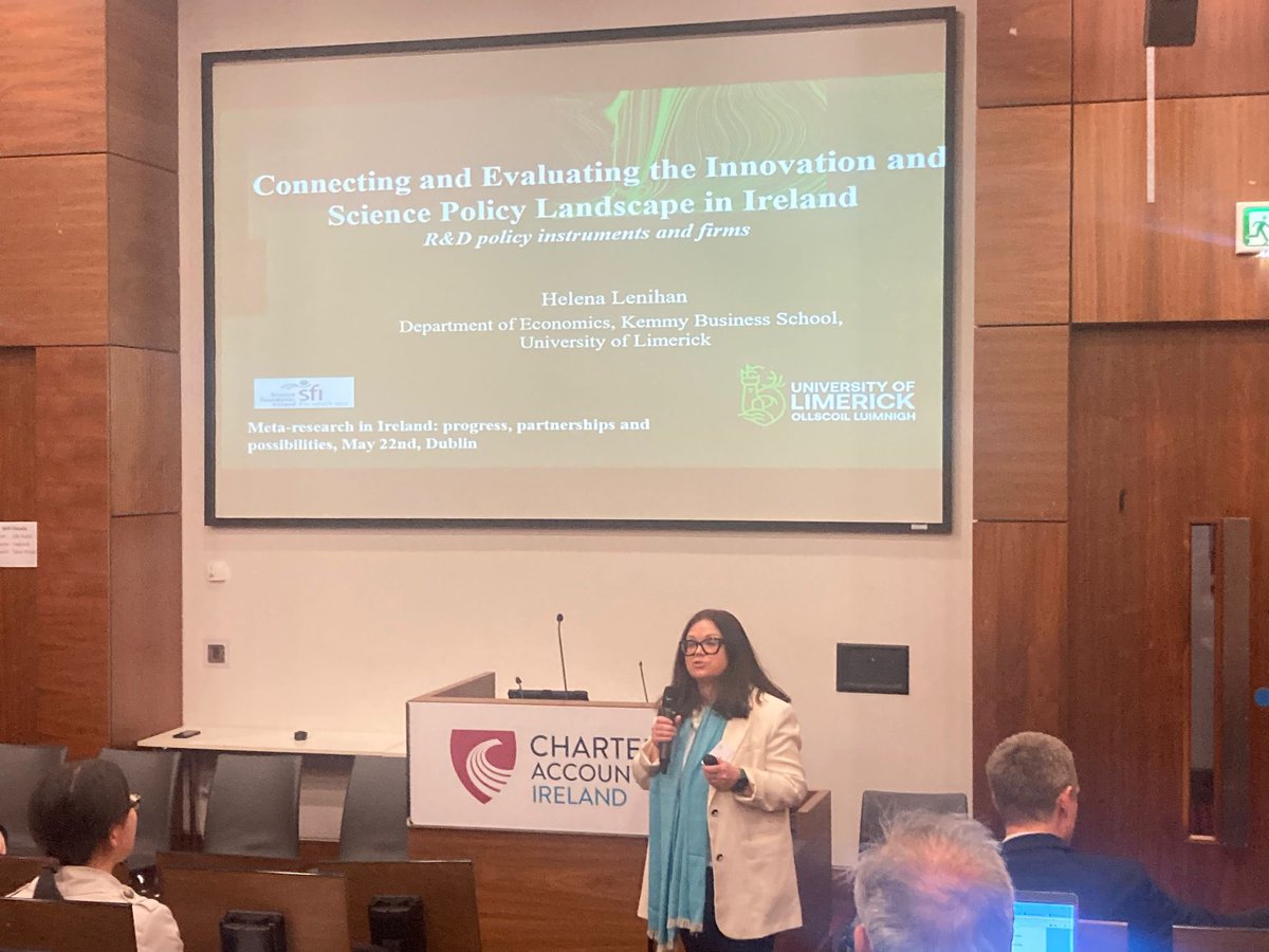 Great to see <a href="/HelenaLenihan/">Helena Lenihan</a> presenting the key outcomes from @scienceirel funded research project, at the SFI workshop on meta-research <a href="/BusinessAtUL/">Business at UL</a> <a href="/UL_Research/">UL Research</a>