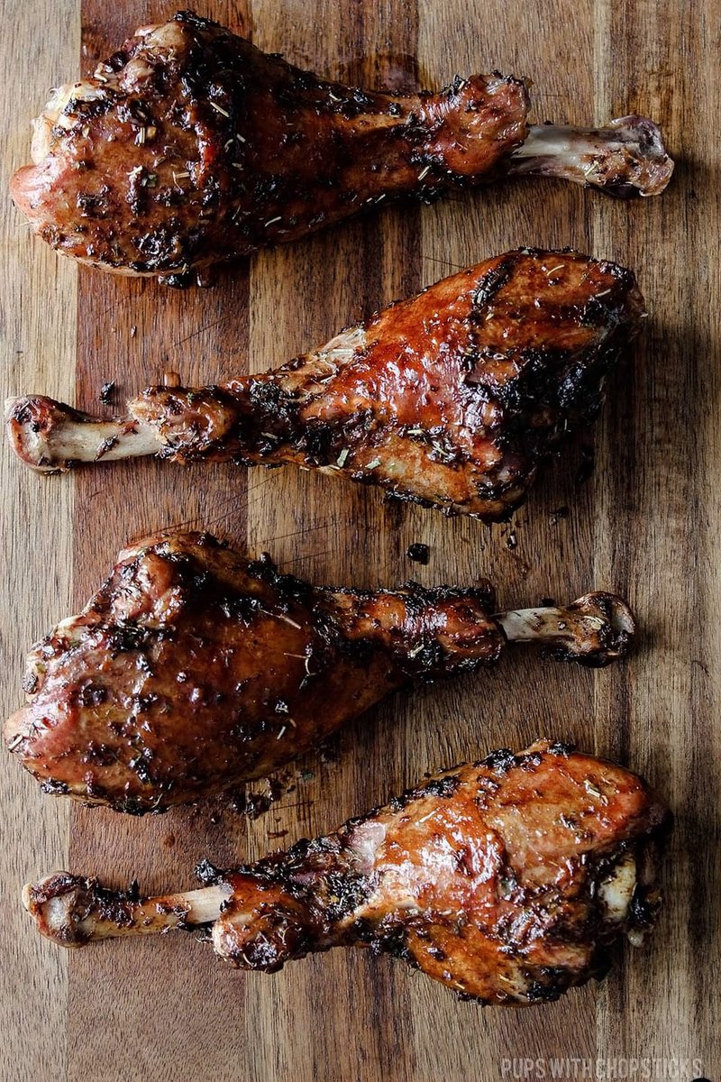 Roasted Turkey Legs with Herb Glaze
Recipe: pupswithchopsticks.com/herb-roasted-t…
#foodie #Nomnom #asianrecipes #asianfood