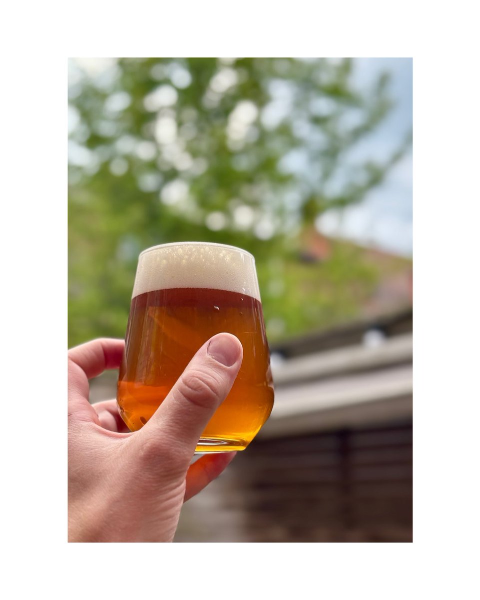 🖐️🤚 10 days until the bonanza kicks off! We’re opening the brewtap Friday 31st May 17:00 Saturday 1st June 13:00 And an exciting third date - Saturday 8th June 13:00 What’s going on!? We’ll slowly be trickling details of what to expect coming up! 👀
