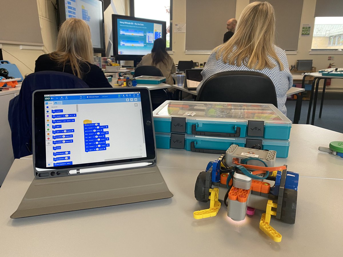 RimbletonPS's tweet image. Mrs Marshall attended the @SSERCDigital VEX GO course today. She'll be bringing this incredible resource back to school for our pupils to explore. So many learning opportunities with just one piece of kit! #VEXGO #STEMEducation @STEMLearningUK @VEXRoboticsUK