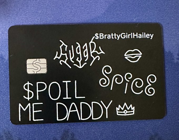 LoL my cashapp card arrived. 🤣 https://t.co/TVjqYwH5WC