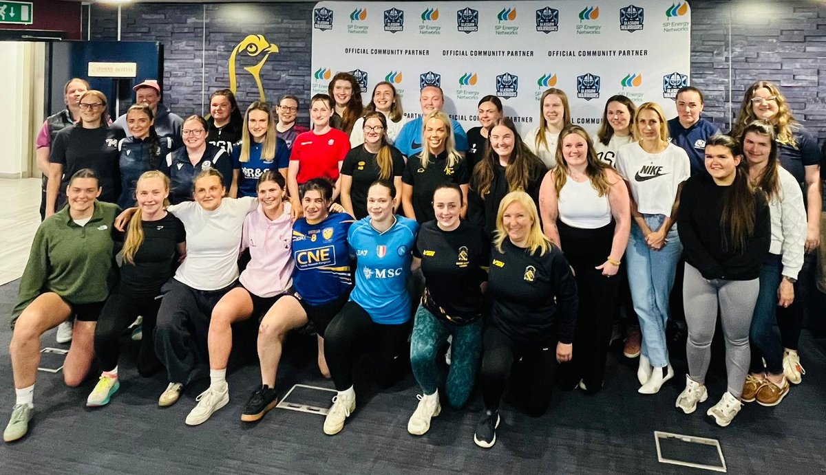 Glasgow Warriors (@glasgowwarriors) on Twitter photo 📰 | We have launched a new Women’s Coaching and Leadership Programme with <a href="/SPEnergyNetwork/">SP Energy Networks</a>, which will run for at least the next four years.
More than 3⃣6⃣ coaches from Glasgow and the West are taking part in the first series of workshops.
📲 tinyurl.com/4xtj696n 📰 | We have launched a new Women’s Coaching and Leadership Programme with <a href="/SPEnergyNetwork/">SP Energy Networks</a>, which will run for at least the next four years.
More than 3⃣6⃣ coaches from Glasgow and the West are taking part in the first series of workshops.
📲 tinyurl.com/4xtj696n