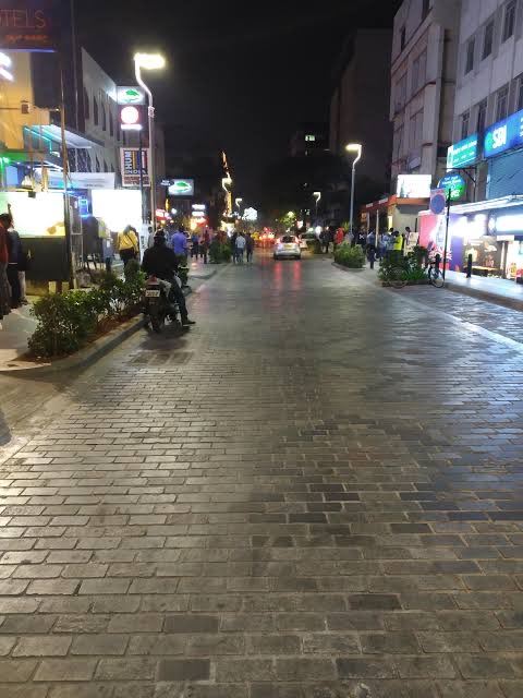 Ashwin_tweetz's tweet image. Bangalore streets 😂😂😂
RCPEEE FANS ARE CRYING INSIDE HOME