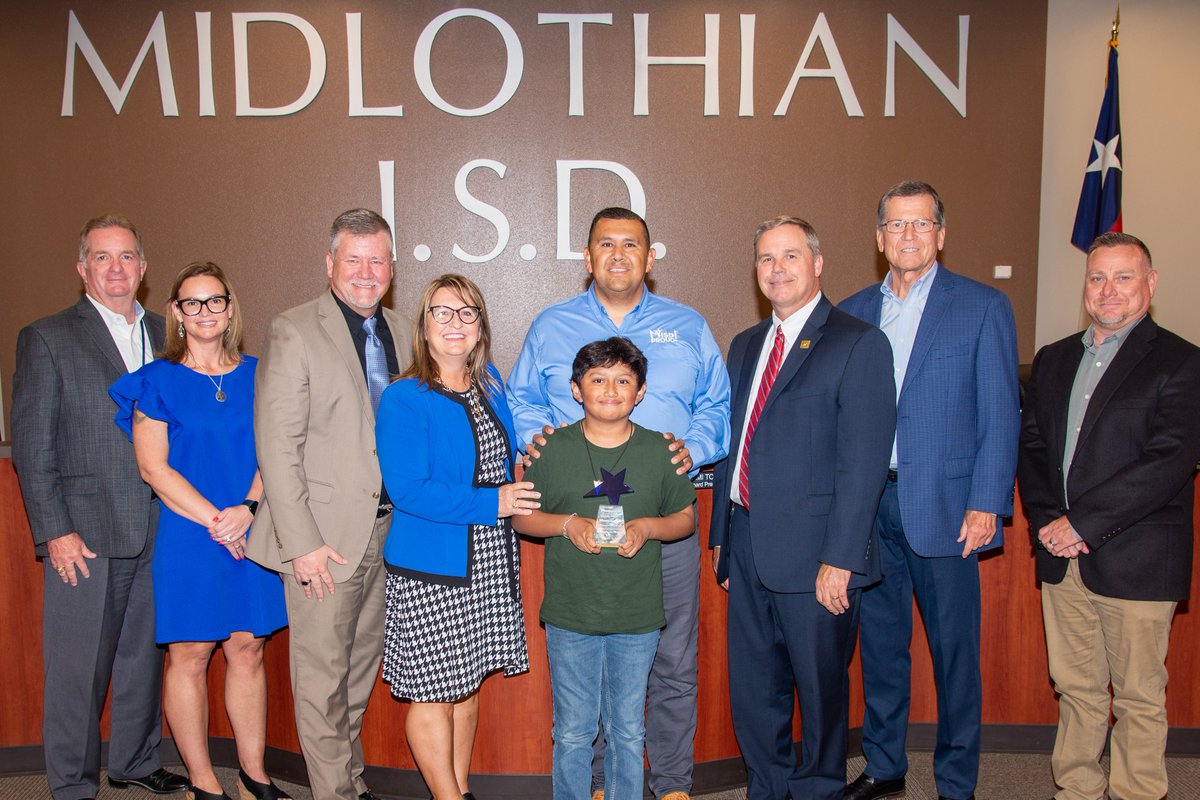 During the monthly Board meeting, MISD Trustees and Administration recognized Eduardo Gonzalez for his dedication to our district and community from May 2021 to May 2024. Thank you, Mr. Gonzalez, for your contribution, commitment and service to MISD staff and students!