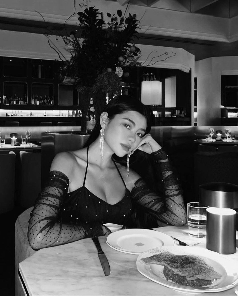 ️️ ️️ 

                              Dinner Time. 
                      Good evening Bietual's. 
️️ ️️