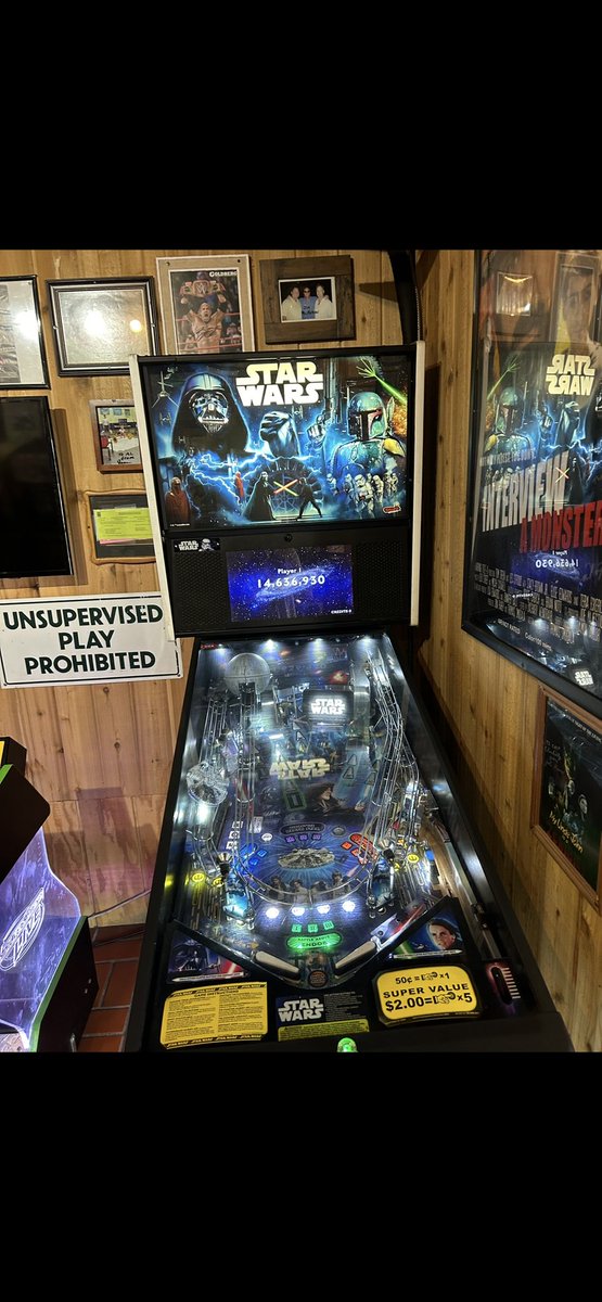 patrickdonn1970's tweet photo. @SluggoDoug i’m on vacation in Florida and couldn’t find a donkey Kong Junior to play, but I found this gem at a sports bar!  I did get top score, tho! Haha cheers https://t.co/LzfsRhb8q9