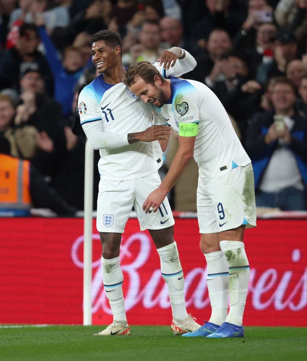 Paul Merson on Rashford: “When he catches fire & he’s hot, he’s unplayable. And that’s what England NEED to win tournaments.”