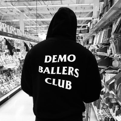 You're crushing it in your demo account. Every trade you make seems to be a winner, your strategy is flawless, and your confidence is sky-high. But then you switch to a live account and—boom—you blow it up. What happened? Welcome to the world of the 'DEMO Baller.'