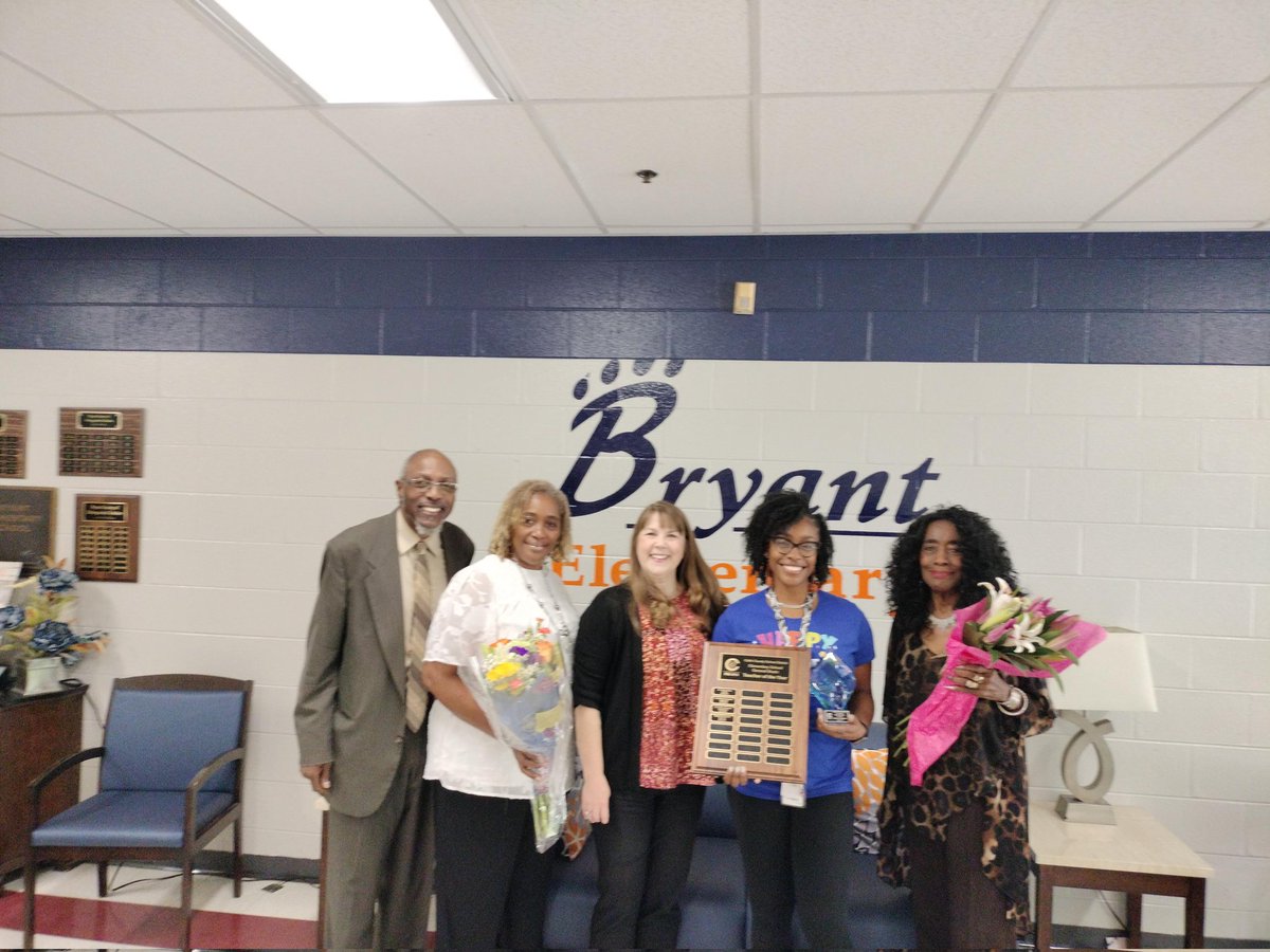 TeamBryantES's tweet photo. CONGRATULATIONS, Ms. Mcclenton for being named Cobb County School District's Music Teacher of the Year! The love you have for music and our scholars is beyond amazing! We are SOOOO PROUD!!!! Cobb County Schools @MichelleWCurry1  @CobbSchools https://t.co/SHVTuQz5c2