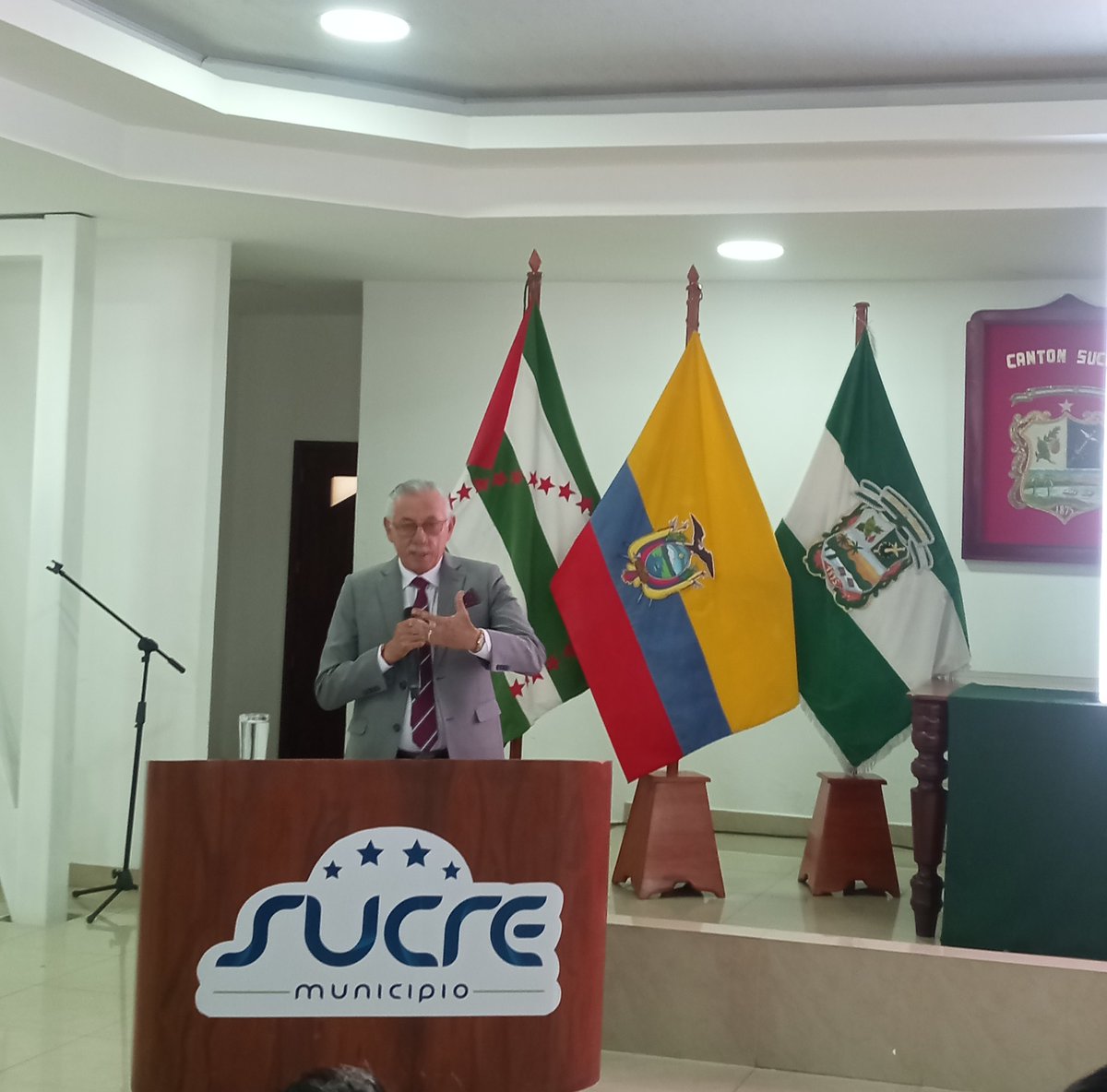 MarYAmbiente's tweet photo. GAD Municipal Sucre | INFORME RENDICIÓN DE CUENTAS Y EVALUACIÓN CIUDADANA del Alcalde Carlos Mendoza Rodríguez, información correspondiente al año 2023. 
@GadSucre 
@CarlosMendozaEc https://t.co/u8hDmIzL2D