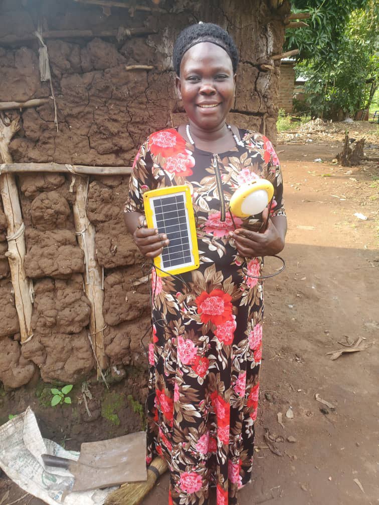 Solar lanterns are the 1st step of the clean energy staircase. Why? b/c access to clean, off-grid, reliable & renewable energy is foundational to health, economic empowerment & climate resilience in Africa. #JoinUs to work towards SDG7: Universal access to clean energy for ALL.☀️