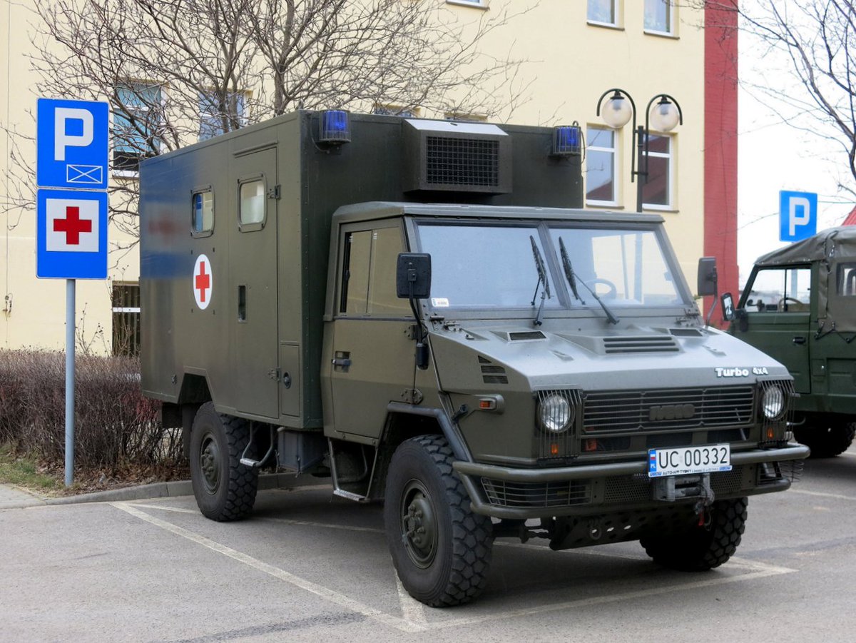 Wojsko Polskie jest już od lat zaznajomione z pojazdami Iveco jako chociażby sanitarki.
Także nie byłoby to nic nowego a zarazem polepszenie tego co reprezentuje sobą Honker czy już przestarzałe UAZy. ⬇️
