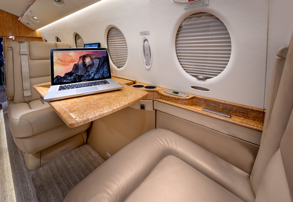 Sliding into a seat aboard a private jet is not just about transportation; it's an experience. 

#AeroMedia #AircraftPhotography #aircraftphotog #AviationPhotographer #JetSetting #PrivateJetLife #JetJourney #CabinComfort #ExecutiveFlight #AerialElegance #FlyingOffice