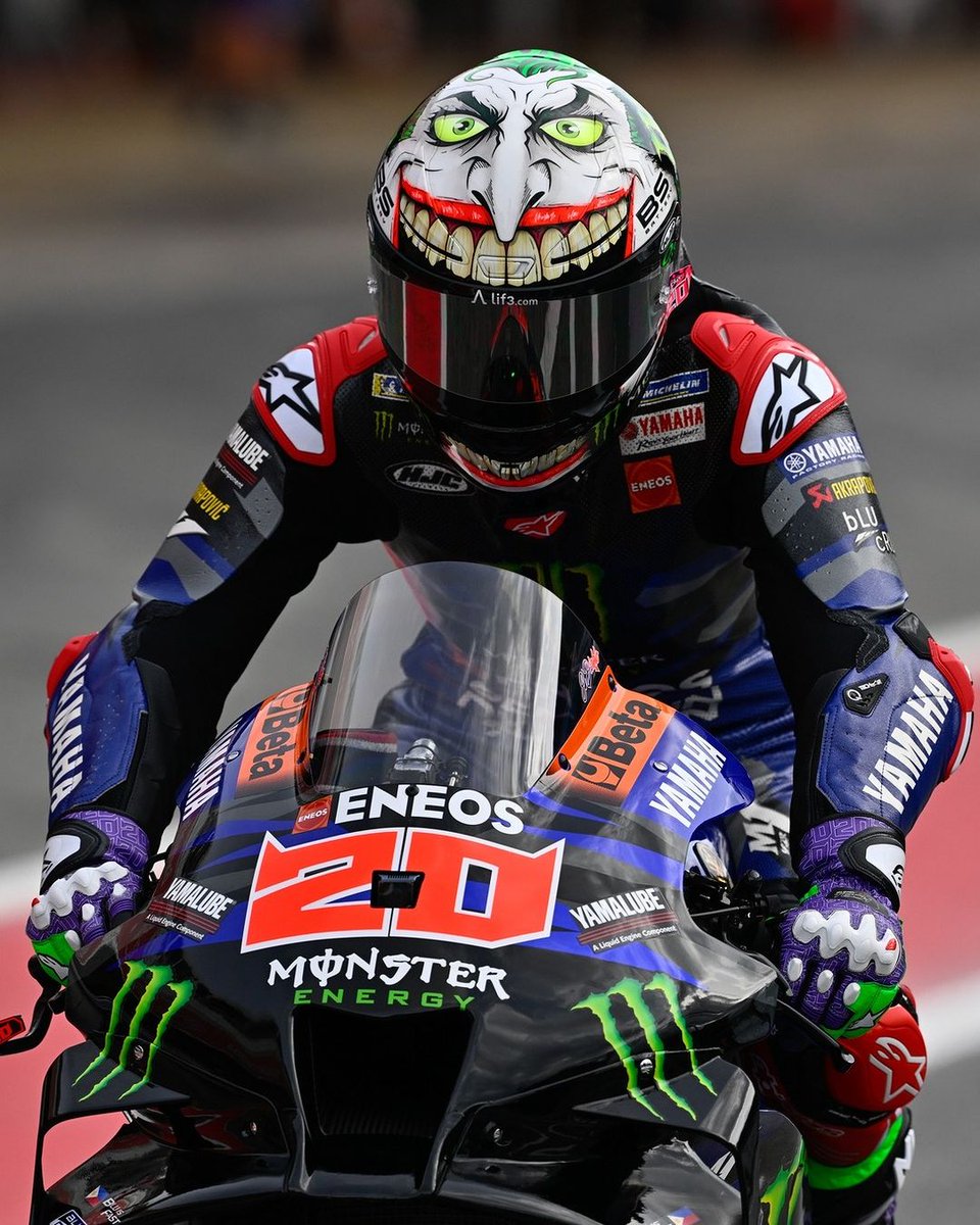 El casco del Joker con el que sorprendió Fabio Quartararo en el #CatalanGP de 2023 😍 ¿Tendrá algo preparado este año? #MotoGP Regístrate GRATIS solo con tu mail y descúbrelo este fin de semana en DAZN 🔗 bit.ly/VerDAZNX