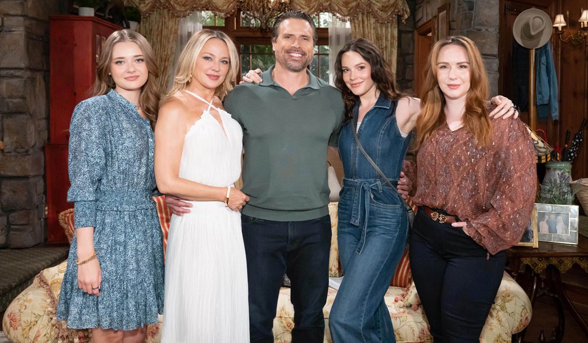Love to see Sharon and her family!

#TeamSharon #YR #Teriah #teamFaith