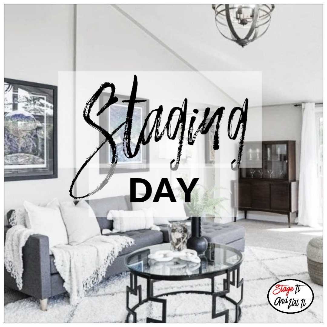 Today we are staging in Scarborough ❤️! Great detached home in the Highland Creek Park area. Stay tuned for the staging reveal...coming soon!
.
.
#stageitandlistit #homestaging #stagingsells #staging #staginghomes #realestatestaging #stagedtosell #stagerlife #homestager