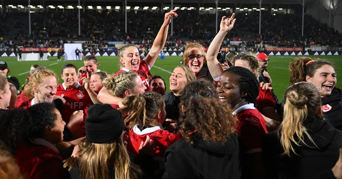 🏅L’équipe féminine @RugbyCanada – fièrement sponsorisée par NFP – est entrée dans l’histoire le week-end dernier ! 💪Ils ont battu les Black Ferns de Nouvelle-Zélande, ce qui leur a valu le titre des Pacific Four Series et sont désormais la deuxième équipe classée au monde !