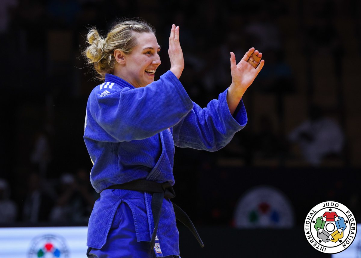 When you realise you have won World Championship 🥉

#WeAreGBJudo🇬🇧🥋 #JudoWorlds
