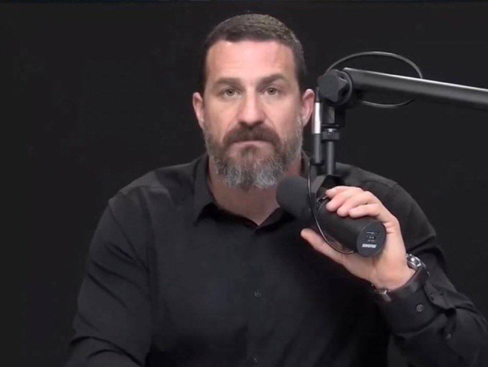 Pumpfun's tweet image. if there is a 5% chance you hit a 1000x on a pump dot fun coin, and on average you buy 20 pump dot fun coins per day, there is a 100% chance you hit a 1000x today