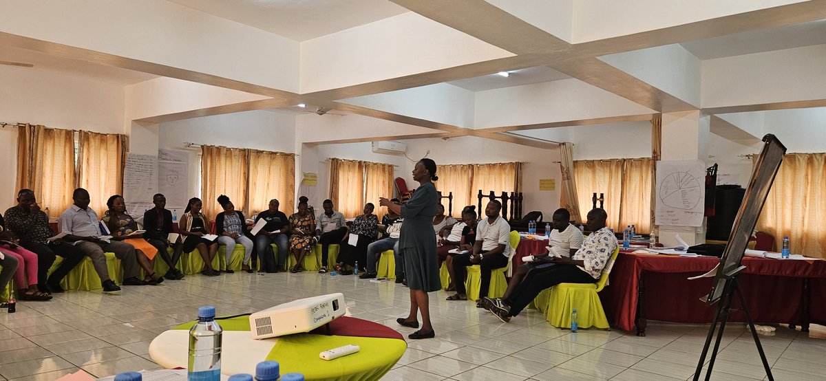 Michelle Ell tweet media