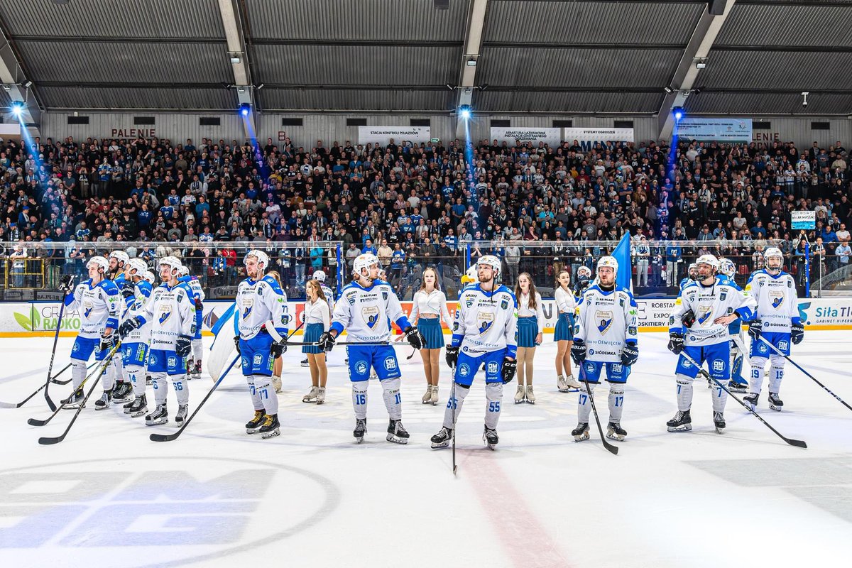 Over 4,000 fans packed Oswiecim’s rink for game 6 of the THL finals. Now they’ll host the DEL and ICEHL champions