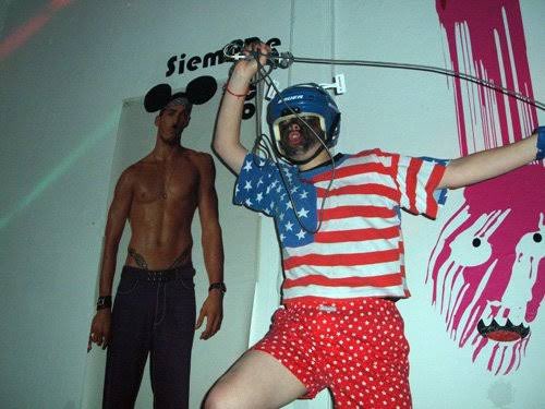 #PoderosoQuemazón ese Miki Guadamur estaba bien locote