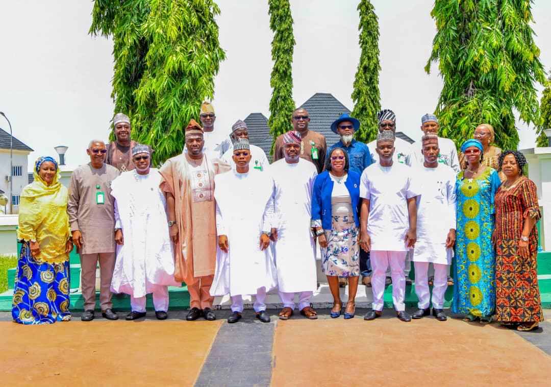 Today, the Kogi State Government under the leadership of His Excellency Alh. Ahmed Usman Ododo hands 100 hectares of land to the Federal Housing Authority as a contribution to the 1000 Housing Unit (The Renewed Hope City) in Lokoja. 
The Managing Director/CEO of the agency, Hon.