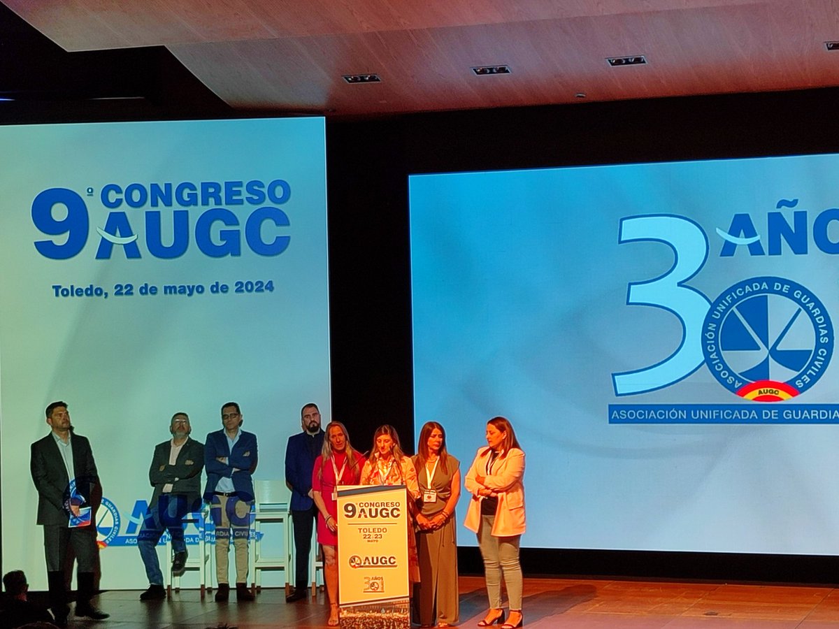 @corazonbandera nos acompaña en el #9Congreso de @AUGC_Comunica en #Toledo Muchas gracias valientes